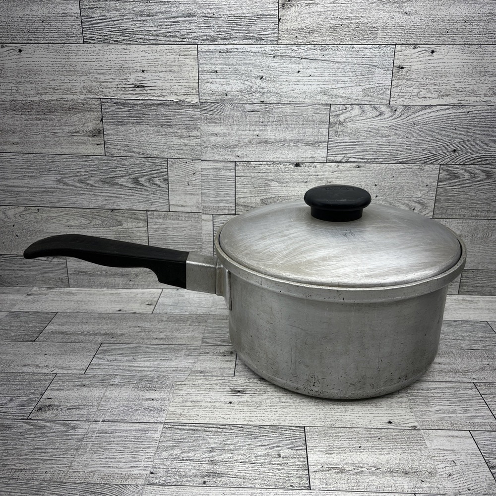 Vintage Kitchen Craft 2.5 Quart‎ Sauce Pan With Lid Made In USA